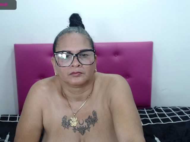 Nuotraukos NinaXMilf hello my loves I am very hot wanting to fulfill your rich fantasies cum....squirt... Deep throat