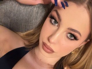 Erotinis vaizdo pokalbis NoahAngel