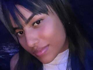 Erotinis vaizdo pokalbis NoahCampo