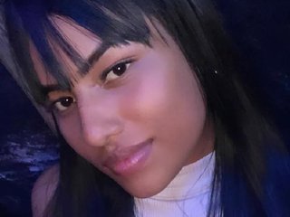 Erotinis vaizdo pokalbis NoahCampo