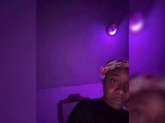 Transliacijos ekrano nuotraukos Nofacenocasea