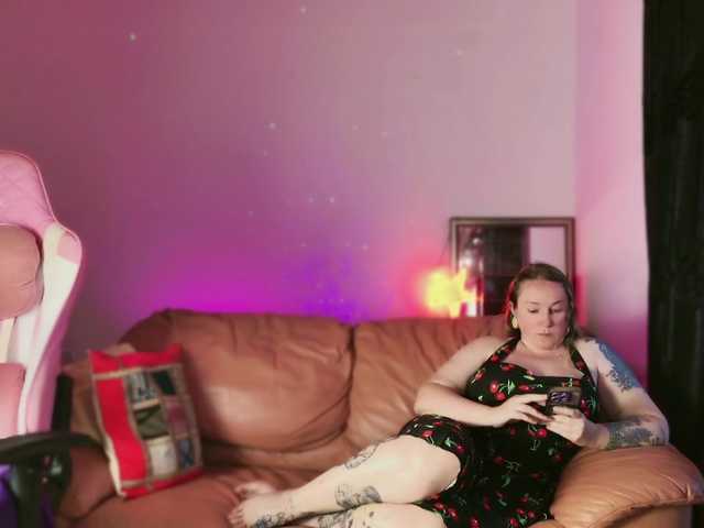 Transliacijos ekrano nuotraukos NylonQueen