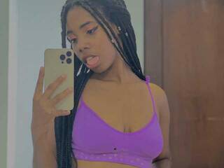 Erotinis vaizdo pokalbis Nyomi-Jay