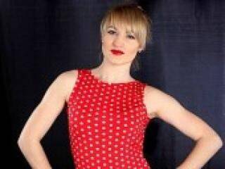 Erotinis vaizdo pokalbis okseedoll