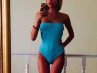 Erotinis vaizdo pokalbis oktyabryna