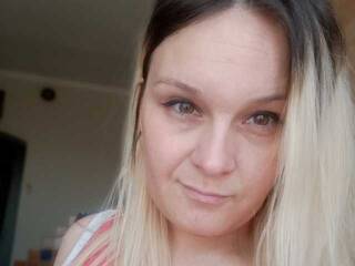 Erotinis vaizdo pokalbis Olesja1