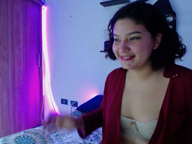 Transliacijos ekrano nuotraukos OliviaHill