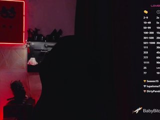 Erotinis vaizdo pokalbis BabyBitchBoss