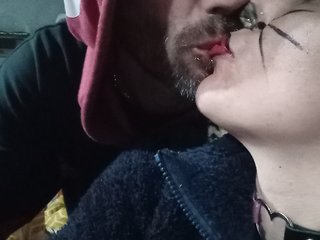 Erotinis vaizdo pokalbis Onitoki