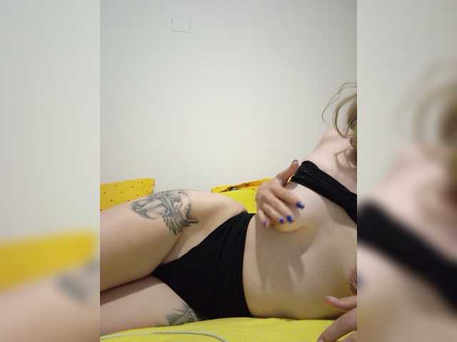 Nuotraukos Onlyroxana1 100 tk play with my pussy