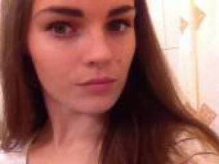 Erotinis vaizdo pokalbis palipira