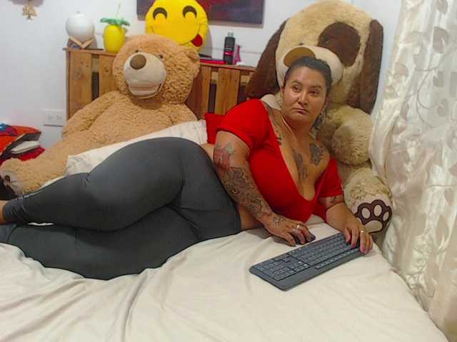 Transliacijos ekrano nuotraukos Pamelaruiizz