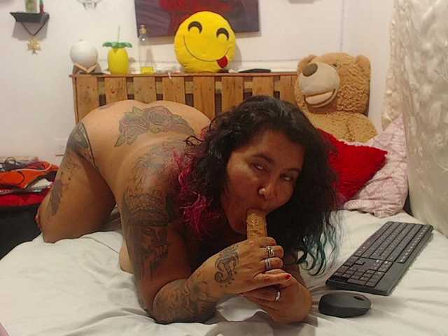 Transliacijos ekrano nuotraukos Pamelaruiizz