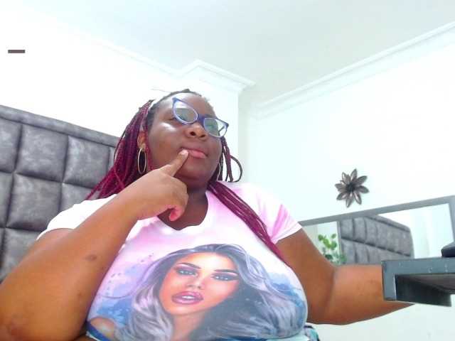 Transliacijos ekrano nuotraukos pamybigboobs
