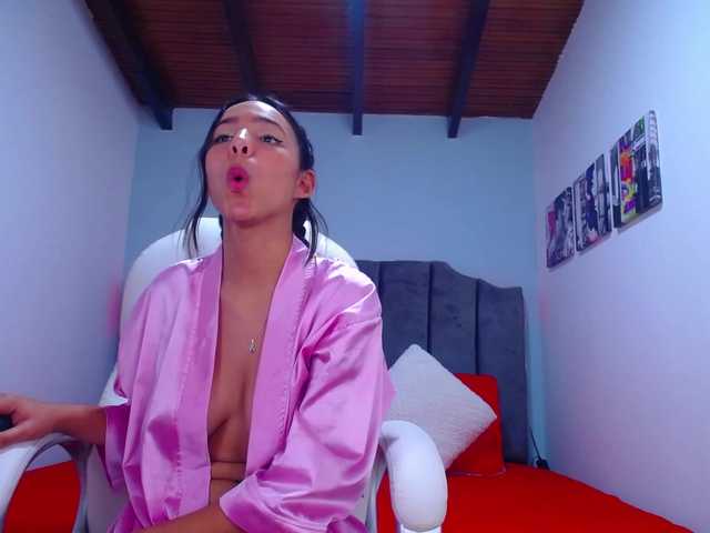 Transliacijos ekrano nuotraukos Paola-bigboobs