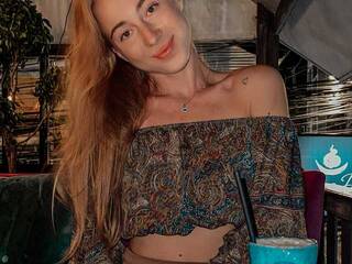 Erotinis vaizdo pokalbis PassionCherry