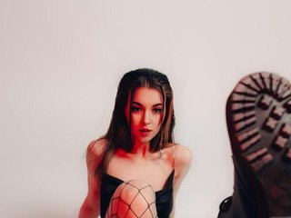 Erotinis vaizdo pokalbis AlinaRay