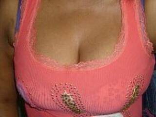 Erotinis vaizdo pokalbis penelopebcn