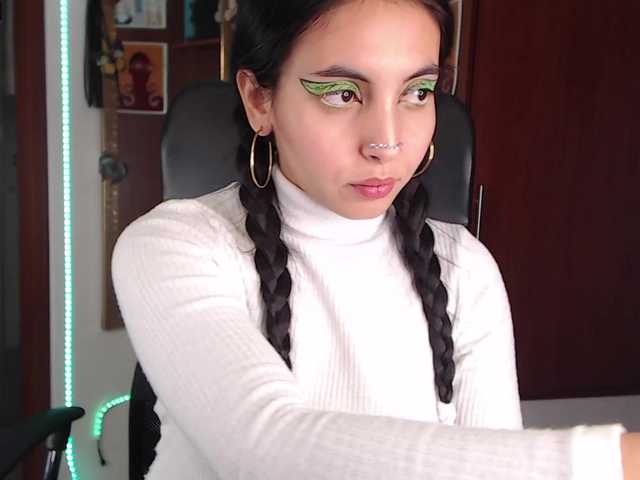 Nuotraukos PepperLara #makeup #sexy #colombian #latina #latingirl #bdsm #bigass #prettyface #culogrande #coño #pussy #lovense