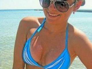 Erotinis vaizdo pokalbis peppylove