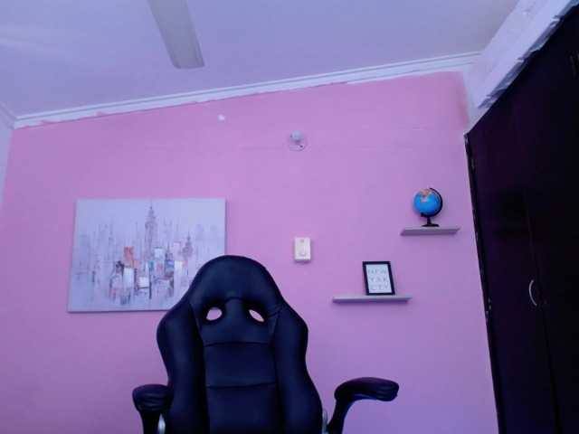 Transliacijos ekrano nuotraukos pervertabby