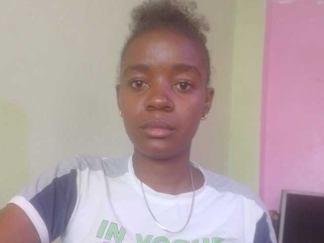 Profilio nuotrauka Petite-200