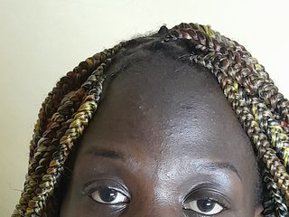 Erotinis vaizdo pokalbis Petitetessy7