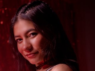 Erotinis vaizdo pokalbis Phoenix-Raee