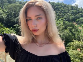 Erotinis vaizdo pokalbis pink-princess-kate