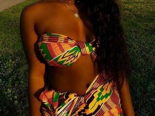 Erotinis vaizdo pokalbis Pinky4