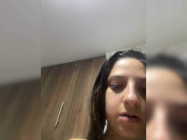 Transliacijos ekrano nuotraukos Pinkyhot