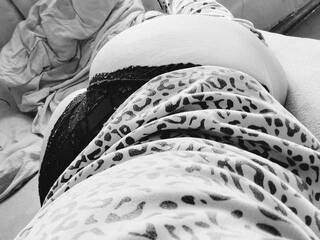 Erotinis vaizdo pokalbis Pirozhenkaa