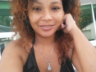 Erotinis vaizdo pokalbis Pisouna