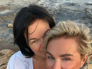 Erotinis vaizdo pokalbis PleasureWeCouple