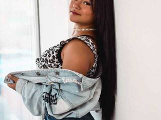 Erotinis vaizdo pokalbis pocahontas-js