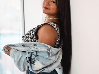 Erotinis vaizdo pokalbis pocahontas-js