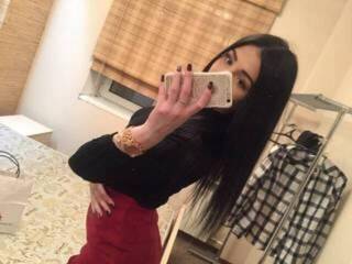 Erotinis vaizdo pokalbis polllykiss