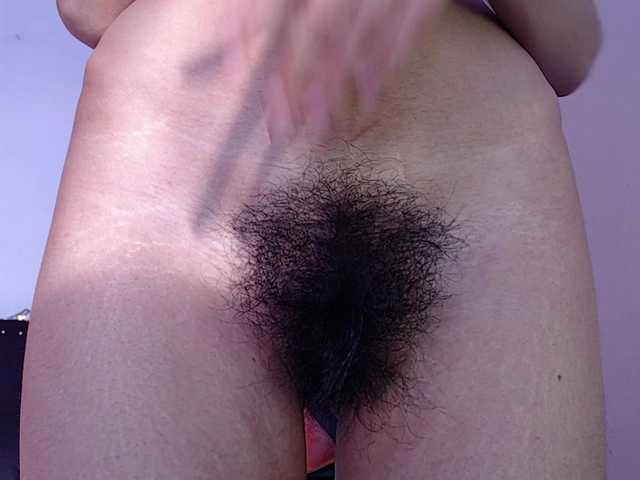 Nuotraukos PollyGray18 @hairy @total 1000