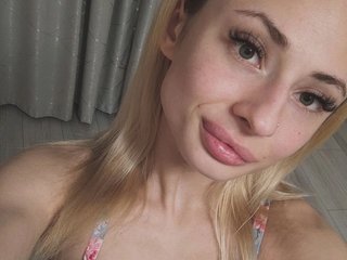 Erotinis vaizdo pokalbis PollyMillees