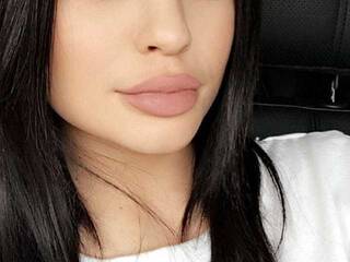 Erotinis vaizdo pokalbis Pomahex