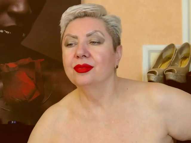 Nuotraukos PoshLadyx Gorgeous naked body 50 blow job 30 play with legs 30 caress the breast 30 caress the pussy 30 caress the ass 30 orgasm 100 anal 100 watch the camera and tease you 50!