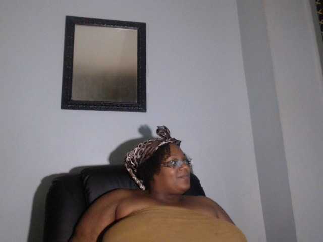 Transliacijos ekrano nuotraukos PrettyBlacc