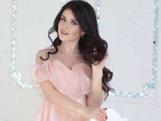 Erotinis vaizdo pokalbis TasyaWet