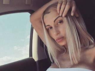 Erotinis vaizdo pokalbis primaveyra