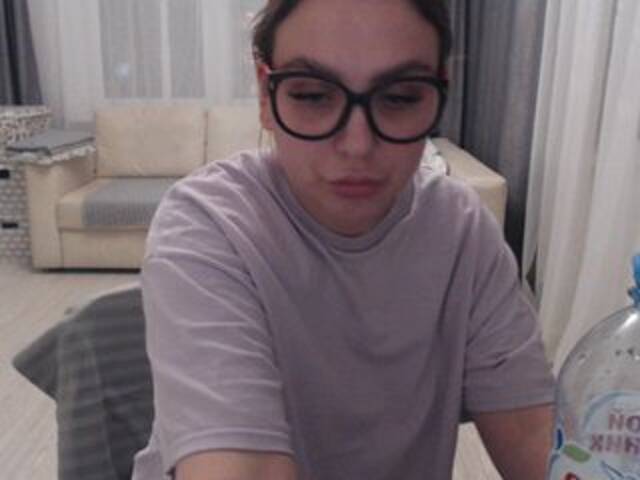 Transliacijos ekrano nuotraukos PuffyEva