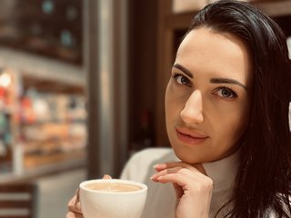 Erotinis vaizdo pokalbis PureEnergya