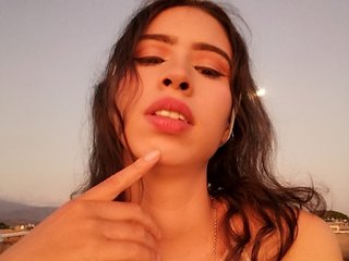 Erotinis vaizdo pokalbis Bong-cams9392
