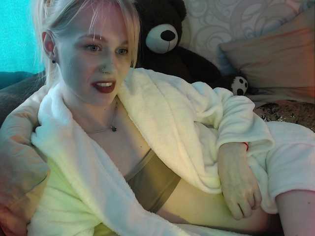 Nuotraukos Vero_nica Press in the heart! 519 pussy) Lovens from 2 tk, 20 - pleasant vibration, 69 - random In private with toys, Cam2Cam Before the private 101 tokens