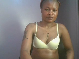 Erotinis vaizdo pokalbis queenivy