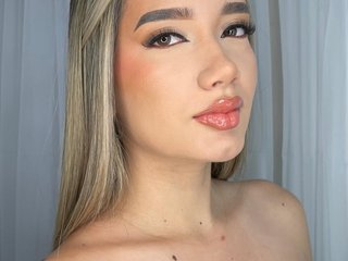 Erotinis vaizdo pokalbis Queen_Lucia